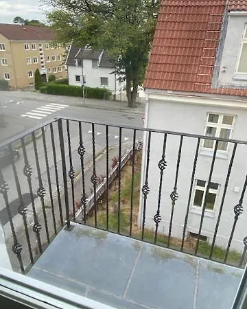 Lejlighed Sentrumsnaer Til Utleie Under Ons